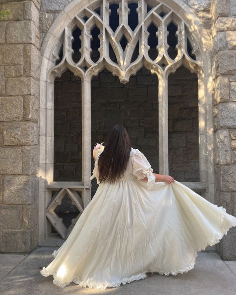 Waiting for my pumpkin to turn into a carriage… 🎀🍂🤍 Wearing @selkie’s Ivory Organdy Marie Gown in a 2x ♡ Code “molliedaniela” saves you $$$! #princesscore #fallaesthetic #falloutfit #selkie #falldress #royalcore #romanticfashion #plussizefashion #plussizefallfashion Selkie Bridal, Plus Size Fall Fashion, Princess Core, Romantic Style, Bridal Gown, Fall Dresses, Plus Size Fashion, Bridal Gowns, Fall Outfits