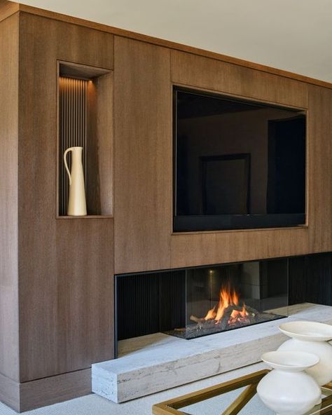 Hetherington Newman on Instagram: "Ending the week with a first look at one of our latest projects with Keates Interiors Ltd - a media wall and study area for a snug in a contemporary family house with an understated relaxed vibe. The cabinetry is in dark stained sandblasted oak with the subtly lit recesses lined with dark grey painted fluted panels. Look out for more on this beautiful project where we supplied the kitchen and various other bespoke joinery elements throughout the house - coming Wood Burner Fireplace, Timber Wall Panels, Inset Fireplace, Tv Built In, Shelf Decor Living Room, Joinery Design, Timber Panelling, Study Area, Contemporary Fireplace