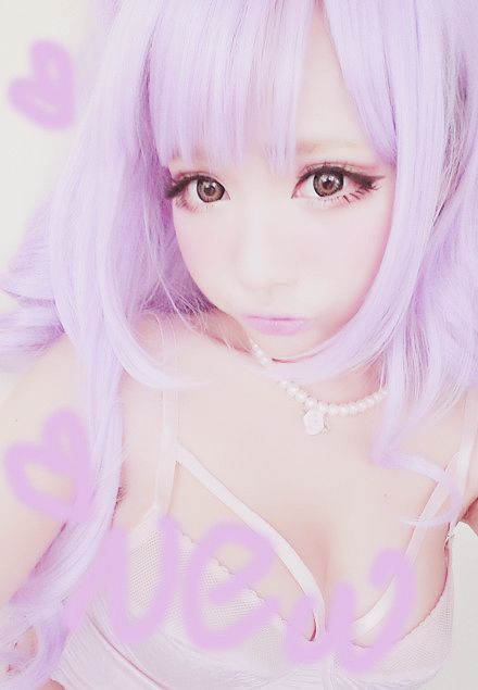 From Tumblr!~ Living Doll Makeup, Human Barbie, Baby Aesthetic, Kyary Pamyu Pamyu, Kawaii Makeup, Doll Makeup, Neon Aesthetic, Gender Envy, Living Dolls