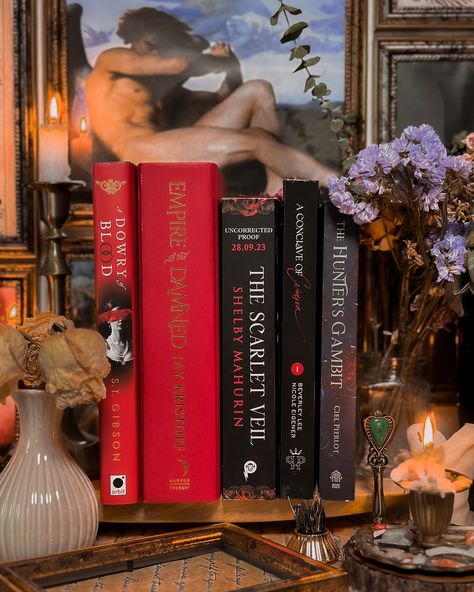 A bit late but I just wanna say Happy World Dracula Day! 🖤😈 Here's some books you definitely wanna sink your teeth into 🖤 🖤 A Dowry of Blood by @stgibsonauthor 🖤EOTV by @misterkristoff 🖤The Scarlet Veil by @shelbymahurin 🖤A Conclave of Crimson by @nicoverleybooks 🖤The Hunter's Gambit by @cielpierlot Special mention not featured cause I don't own a copy: The Poisoner by @ophallic Have a lovely day! QOTD: what is your fave Vampire book? 👀🖤 #dracula #vampirebooks #worlddraculaday #b... A Dowry Of Blood, Vamp Core, Vampire Core, Dracula Book, Vampire Book, Vampire Aesthetic, Vampire Books, Have A Lovely Day, Book Sites