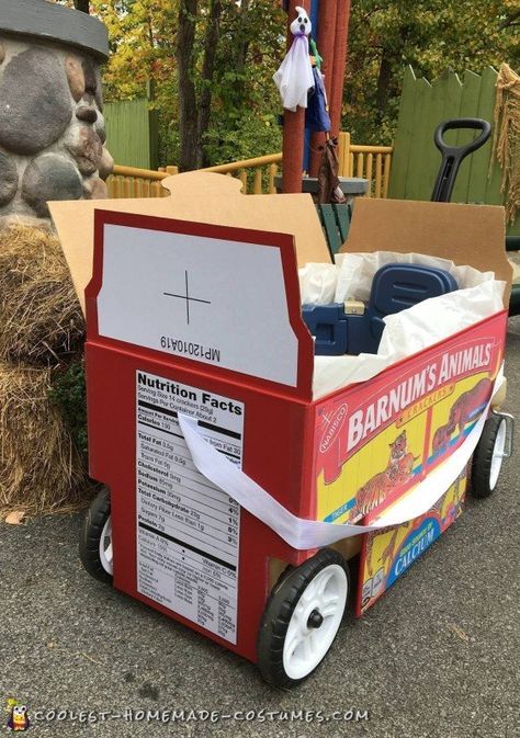 animal crackers costume Animal Cracker Costume Diy, Animal Cracker Halloween Costume, Frosted Animal Cracker Costume, Animal Cracker Costume, Circus Wagon Halloween Diy, Circus Wagon Halloween, Toddler Costume Animal, Homemade Animal Crackers, Wagon Halloween Costumes