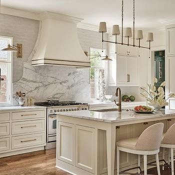 Long Cream Kitchen Island with Gold and Gray Counter Stools - Transitional - Kitchen Cream And Gold Kitchen, Cream Cabinets, Gray Counter, Marble Kitchen Island, Cream Kitchen, Gold Kitchen, White Marble Countertops, Transitional Kitchen, Cream And Gold