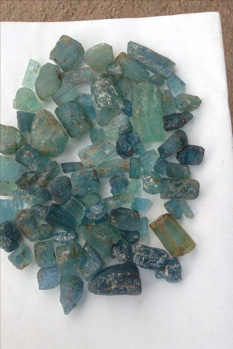 Aqua Marine Crystal Meaning, Aquamarine Properties, Luxury Aquamarine Gemstones With Accent Stones, Aqua Marine Crystal, Luxury Aquamarine Gemstones With Accents, Rough Gems, Aqua Marine, Wedding Goals, African Art