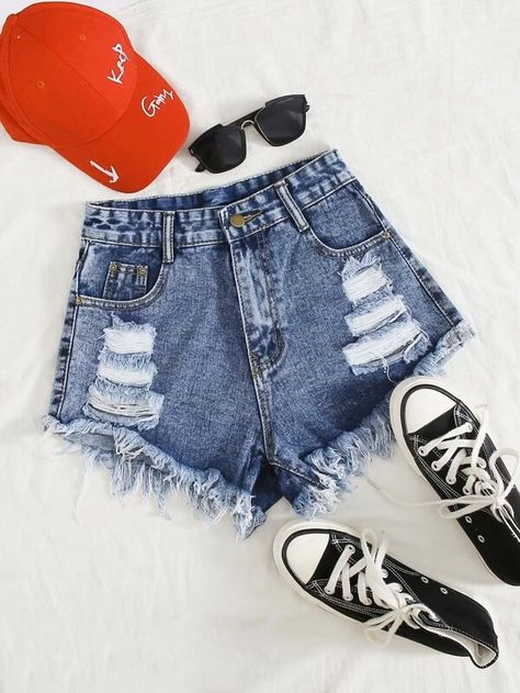 Shorts denim rotos bajo crudo | Mode de Mujer | SHEIN España Casual Denim Shorts, Pretty Shorts, Ripped Denim Shorts, Ripped Shorts, Shorts Casual, Short Jeans, Distressed Shorts, Ripped Denim, Denim Shorts Women