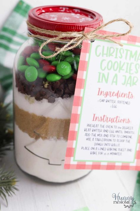 Cookies In A Jar Recipe Printables, Cookie In A Jar Recipe Gift, Jarred Gifts, Mason Jar Cookie Mix Recipe, Cookies In A Jar Gift, Christmas Cookies In A Jar, Cookie Mix In A Jar Recipe, Mason Jar Cookie Recipes, Orthodontics Marketing