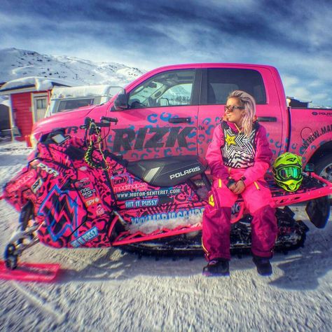 Sled wrap Pink Snowmobile, Snowmobiling Girl, Snowmobile Wraps, Sled Wraps, Skidoo Snowmobile, Snowmobile Girl, Atv Gear, Snow Sleds, Snow Vehicles