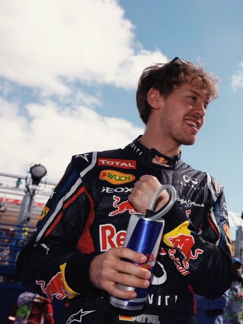 Sebastian Vettel Wallpaper, Seb Vettel, F1 Wallpaper Hd, Italian Grand Prix, Formula 1 Car Racing, F1 Wallpaper, Nico Rosberg, Formula Racing, Racing Drivers