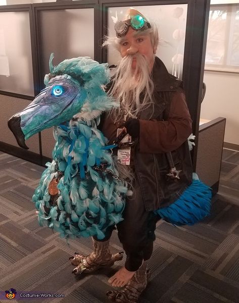 Dodo Bird and Rider - 2018 Halloween Costume Contest Bird Fancy Dress Costume Ideas, Dodo Bird Costume, Donkey Dragon Costume, Dodo Costume Alice In Wonderland, Dodo Bird Alice In Wonderland, Bird Puppet, Dodo Bird, Bird Costume, Bald Man