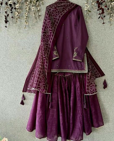 #mehandidress#pakistaniculture#purpledress#sharara Short Shirt With Sharara, Purple Sharara, Crushed Sharara, Sharara Design, Mehandi Dress, Desi Fits, Sharara Designs, Eid Special, Pakistani Fancy Dresses