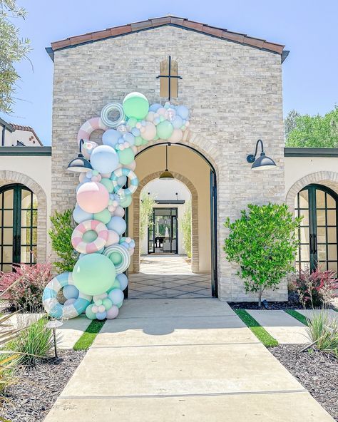 It’s POOL PARTY Szn! 🥳 Hire us to make a splash at your next swimming soirée! 💦 #poolparty #backyardparty #balloongarland #balloondecor #poolpartydecor ⠀⠀⠀⠀⠀⠀⠀⠀⠀ Marquee: @alphalitsacramento Pool Party Decorations, Balloons Party, Backyard Party, Beach Theme, Balloon Garland, Party Balloons, Balloon Decorations, Beach Themes, Sacramento