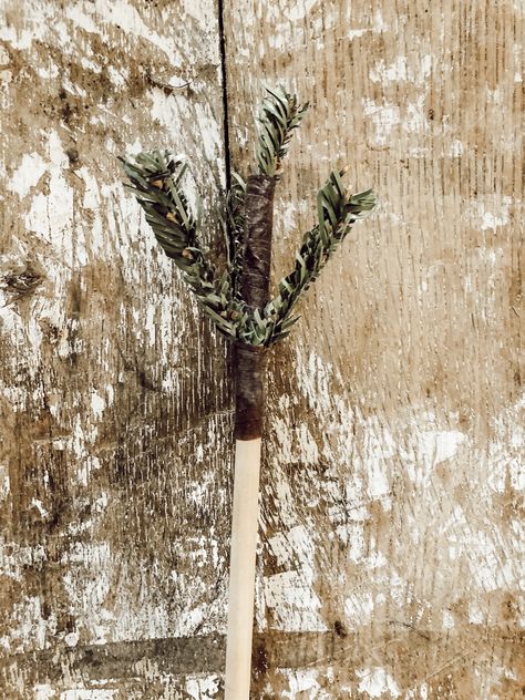 Primitive Tree, Primitive Christmas Tree, Primitive Christmas Decorating, Tree Project, Prim Christmas, Winter Decorations, Shabby Chic Christmas, Feather Tree, Floral Tape