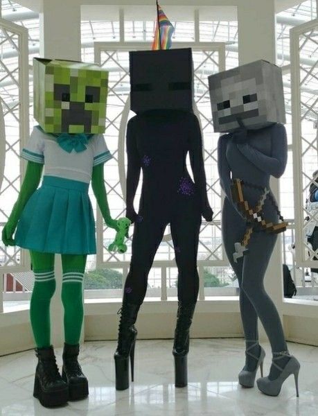 Gay Halloween Costumes, Minecraft Costumes, Trio Costumes, Minecraft Girl Skins, Rainbow Six Siege Memes, Trio Halloween Costumes, Minecraft Anime, Holloween Costume, Baguio