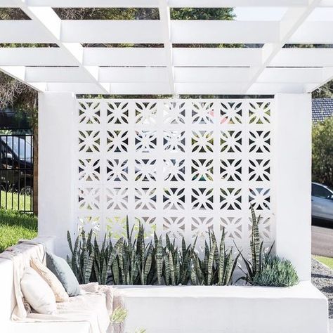 Inspirations Paint Gold Coast on Instagram: “Are you inspired to bring breeze block into your place?⁠ Or is there some already there?⁠ ⁠ if you do... Bring it back to life with a…” Breeze Block Wall, Breeze Blocks, Patio Pergola, Casa Exterior, Patio Roof, Backyard Living, Pergola Patio, Block Wall, Budget Backyard