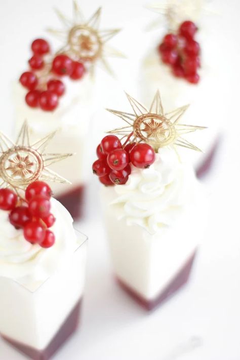 Winter White Marshmallow Mousse and Red Currant Verrines - Sprinkle Bakes Mousse Deserts, Marshmallow Mousse, Red Currant Jam, Icy Weather, Red Currants, Dessert Shooters, White Marshmallows, Food Pairing, Mousse Dessert