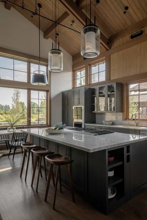 A stunning mountain house with picturesque views of the Grand Tetons Mountain Living Magazine, Mountain Home Interiors, Modern Mountain Home, Quartzite Countertops, Mountain Style, Popular Kitchens, Mountain Living, Modern Mountain, Colorado Homes