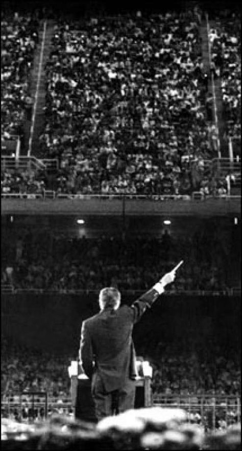 74,000 pack the Kingdome to listen to the Rev. Billy Graham 1n 1976. Rev Billy Graham, Christian Images, Billy Graham, The Rev, God's Plan, Central Europe, Gods Plan, Male Portrait, Wasp