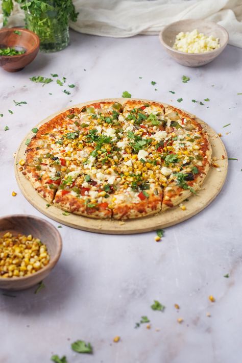 Street Corn Pizza Recipe, Corn Cheese Pizza, Sweet Corn Pizza, Pizza With Corn, Corn Tortilla Pizza, Home Run Inn Pizza, Mexican Pizza Corn Tortilla, American Corn, Corn Cheese