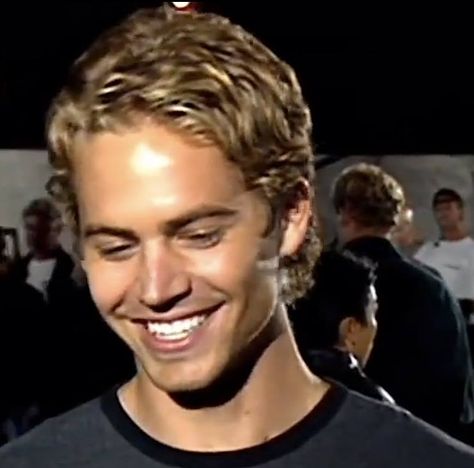 Paul Walker - F&F To Fast To Furious, Desenho Tom E Jerry, Cars Funny, Brian Oconner, Actor Paul Walker, Paul Walker Pictures, Rip Paul Walker, Auto Mechanic, About Cars