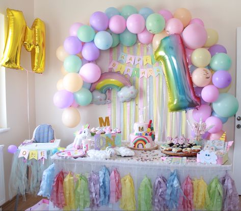 First Birthday Crafts, Rainbow 1st Birthday, Rainbow Themed Birthday Party, Baby Birthday Party Theme, Rainbow First Birthday, 1st Birthday Girl Decorations, Unicorn Themed Birthday Party, Birthday Party Decorations Diy, Birthday Themes For Boys