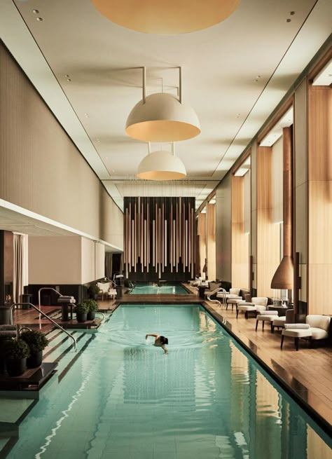 Aman New York, Indoor Swimming Pool, Spa Interior, Nyc Hotels, New York Hotels, Spa Decor, Spa Room, Hotel Pool, Hotel Interiors