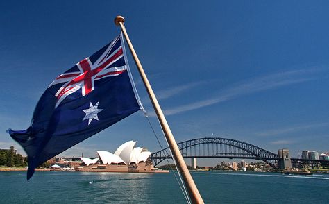 Flying the Australian flag - Sydney Harbour, NSW Australian Flag Aesthetic, Australia Flag Aesthetic, Things To Do In Australia, Lohri Wishes, Australia Holiday, Flying Flag, Australian Culture, Australia Pictures, Solar Powered Cars