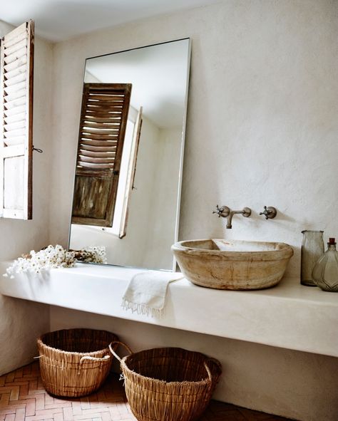 cm studio (@cmstudio) • Instagram photos and videos Wabi Sabi Bathroom, Hall Bathroom, Mediterranean Decor, Rustic Bathrooms, Trendy Bathroom, White Barn, Diy Remodel, Rustic Bathroom, Shower Remodel