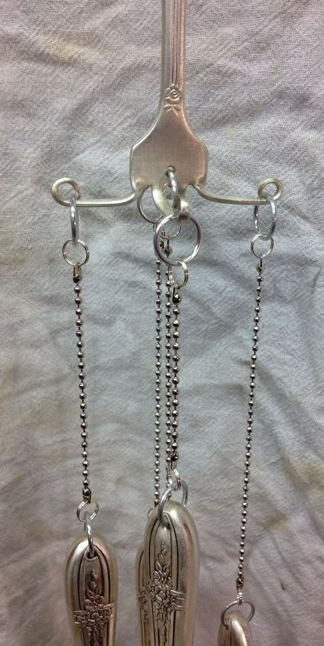 Custom order stamped silver spoon, fork & knife windchime (part of a Remembrance set from 1 box of vintage/antique silverware) with removable keychain "gong"- made for Julie's Junquetique on etsy.com (3 of 5 pictures) Silverware Windchimes, Fork Crafts, Flatware Crafts, Wind Chimes Homemade, Silver Spoon Jewelry, Fork Art, Cutlery Art, Silverware Crafts, Fork Jewelry