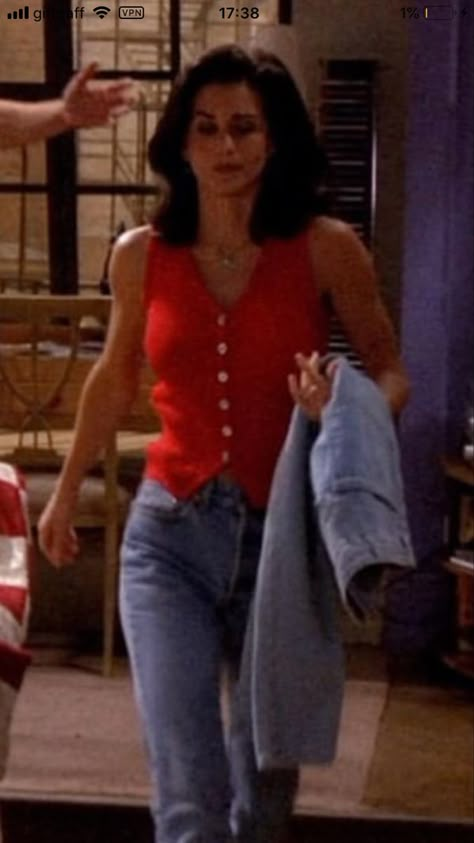 Friends outfits Dramatic Classic Style, Friends Outfits 90s, Estilo Rachel Green, Monica Friends, Friends Outfits, Rachel Green Outfits, 90’s Outfits, 90s Inspired Outfits, Dramatic Classic