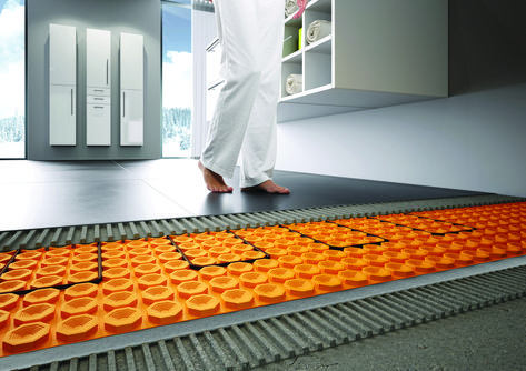 Schlüter®-DITRA-HEAT-E – an electric underfloor heating system with integrated uncoupling capabilities, preventing cracks and minimising floor height build-up. Installing Heated Floors, Floor Heater, Scott Mcgillivray, Heated Floor, Floor Heating Systems, Underfloor Heating Systems, Radiant Floor Heating, Flooring Inspiration, Radiant Floor