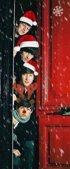 Beatles Christmas, Beatles Wallpaper, Wow Photo, Beatles Pictures, Beatles Art, Beatles Fans, Beatles John, Christmas Rock, Christmas Time Is Here