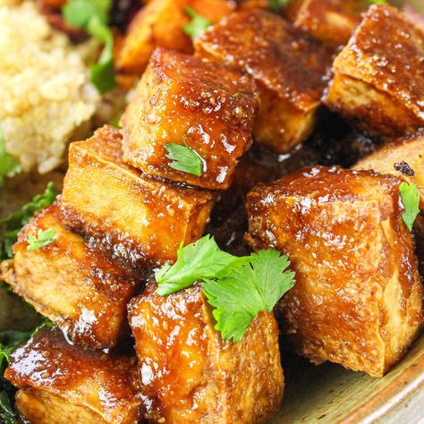 Tofu Quinoa, Peanut Tofu, Cooking Tofu, Vegan Tofu, Tofu Recipe, Buddha Bowls, Baked Tofu, Vegan Meal Prep, Buddha Bowl