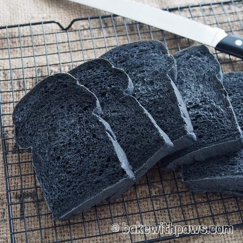 Shokupan Recipe, Charcoal Bread, Best Zucchini Bread Recipe, The Best Zucchini Bread, Lemon Zucchini Bread, Natural Food Dye, Best Zucchini Bread, Best Zucchini, Bread Ideas