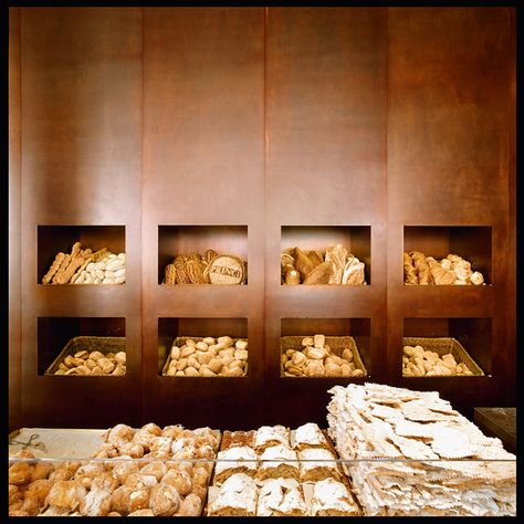 Claudio Silvestrin, Bakery Shop Design, Bakery Store, Bakery Interior, Bread Shop, How To Store Bread, Bakery Design, Bakery Shop, Bakery Bread