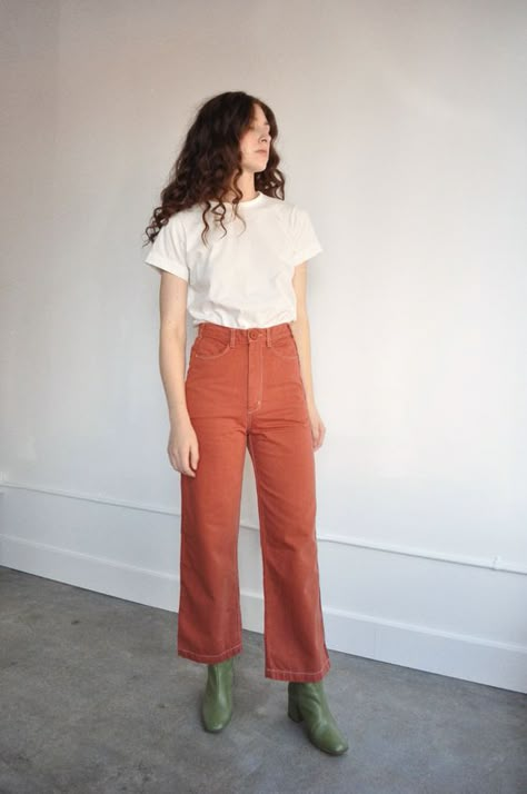 Orange Pants Outfit, Dark Academia Fashion Pants, Fall Outfit Inspiration, Curated Closet, Inspiration For Women, Orange Pants, Dark Academia Fashion, Jeanne Damas, Dark Orange