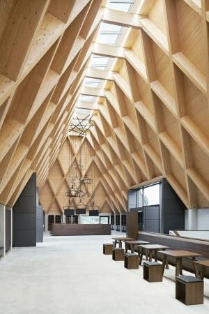 Wood Roof Structure, Timber Truss, Wood Facade, Wooden Architecture, Wood Roof, Timber Architecture, Timber Roof, Wood Building, Timber Buildings