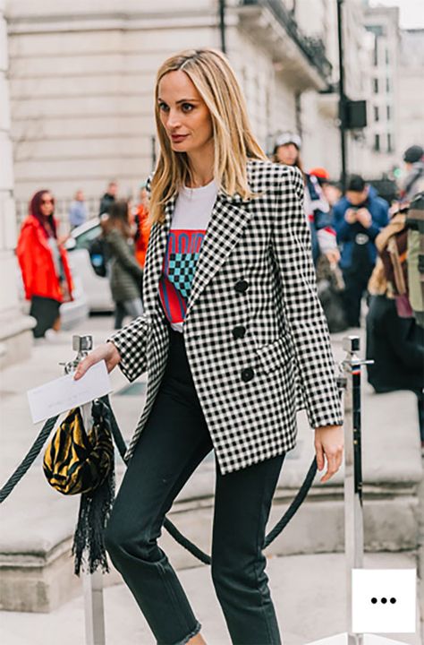 LE CATCH/t-shirts and blazers Lauren Santo Domingo Style, Checkered Blazer, Blazer Outfit, Looks Street Style, Houndstooth Blazer, Autumn Outfits, Blazer Outfits, Soft Grunge, Blazer Fashion