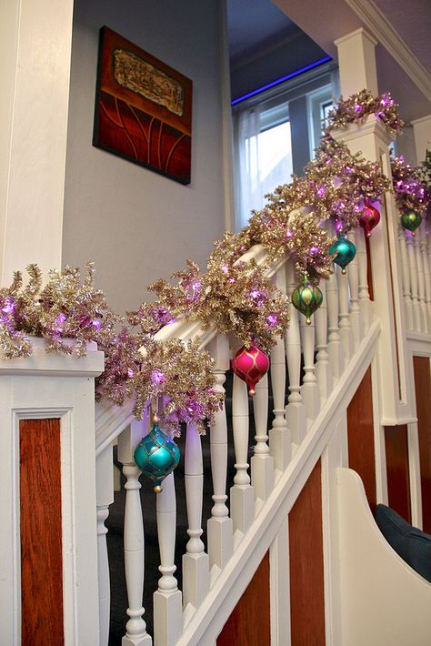 Sparkly Garland Christmas Tree, Tinsel Garland Decor, Decorating With Tinsel Garland, Christmas Tinsel Garland Ideas, Tinsel Garland Ideas Decoration, Tinsel Garland Ideas, Christmas Tree Tinsel Garland, Pink Fairy Lights, Stair Garland