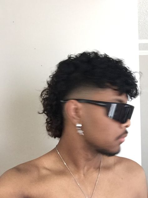 Burst Fade Mullet Perm, Burst Fade Curly Hair Men, Men’s Burst Fade Mullet, Mid Taper Mullet Men, Burst Fade Textured Mullet, Burst Fade Mullet Wavy Hair, Mid Burst Fade Mullet, Burst Mullet Fade, Long Burst Fade Mullet