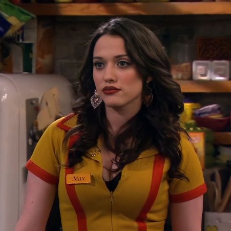 (2) Bookmarks / X Max 2 Broke Girls Icon, Hear Me Out Characters Women, Max Two Broke Girls Icon, Kat Denning Icon, Older Guy Younger Woman Aesthetic, Iconic Movie Characters Women, Max Black Aesthetic, Max Black Icon, Hear Me Out Characters Girl