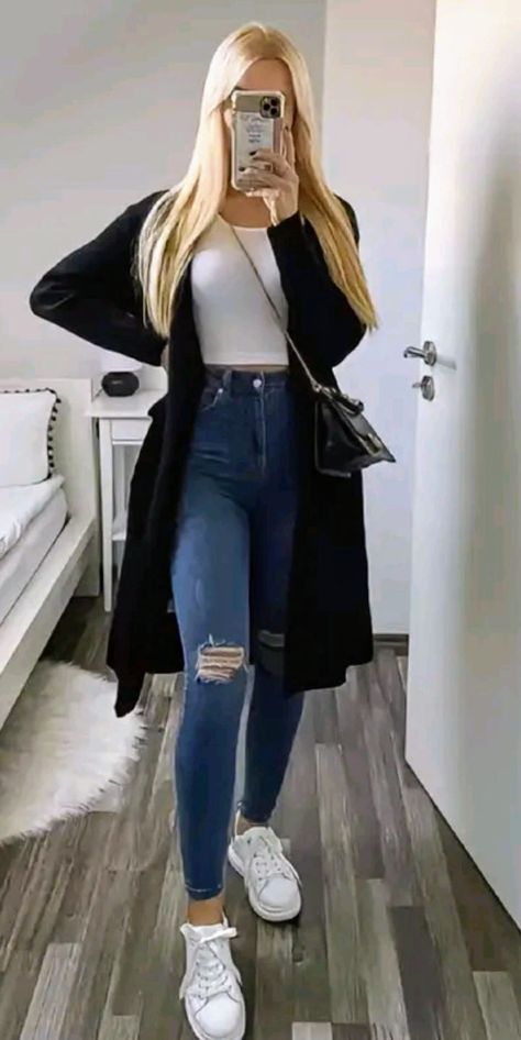 Smart Outfit Ideas For Women, Skinyjeen Outfit, Ideas De Outfits Juveniles, Outfit Cardigan, Outfit Mujer, Smart Outfit, Casual Day Outfits, Outfits 2023, Trendy Fall Outfits