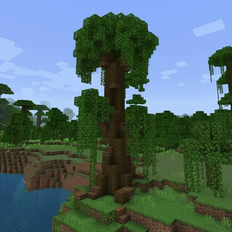 Custome Minecraft jungle tree Minecraft Path Ideas Medieval, Minecraft Jungle Farm, Minecraft Custom Jungle Tree, Big Minecraft Tree, Jungle Tree House Minecraft, Minecraft Jungle Tree, Minecraft Jungle Treehouse, Minecraft Jungle Village, Minecraft Custom Trees