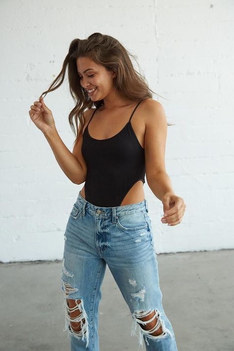 Cutout Bodysuit Outfit, Outgoing Outfits, Seamless Bodysuit, Cut Out Bodysuit, High Cut Bodysuit, Bodysuit Outfit, Scoop Neck Bodysuit, Casual Bodysuit, Body Suit Outfits