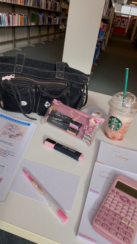 Strawberry Frappuccino, Muji Pens, Pink Academia, Pretty School Supplies, Biology Science, Urban Outfitters Bag, School Bag Essentials, Europe Aesthetic, College Aesthetic