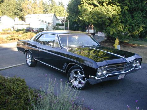 buick 1966 - Google Search Classic Trucks Vintage, Buick Gsx, Older Cars, American Vans, Old American Cars, Classic Cars Chevy, Buick Models, Buick Cars, Cars Usa