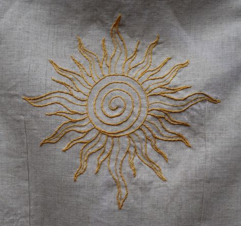 Sun T Shirt Design, Beaded Sun Embroidery, Sun Face Embroidery, Embroidery Around Neckline, Beaded Embroidery On Clothes, Sun Embroidery Design, Embroidery With Beads On Clothes, Masculine Embroidery Designs, Sun Embroidery Pattern