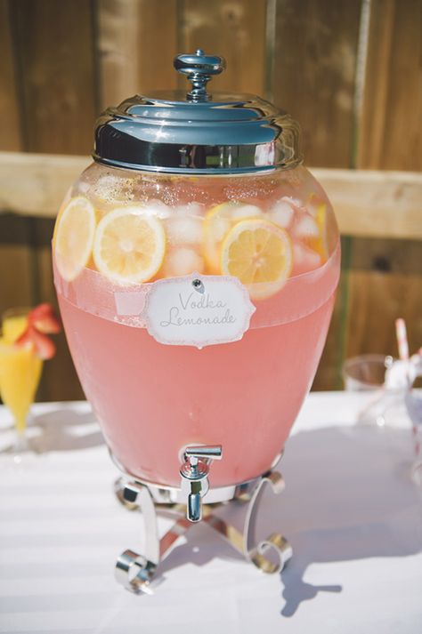 Vodka Lemonade, Beach Bridal Showers, Sweet Sixteen Parties, Sweet 16 Birthday Party, Sweet Sixteen Birthday, Sweet 16 Parties, Wedding Drink, 16th Birthday Party, Drink Dispenser