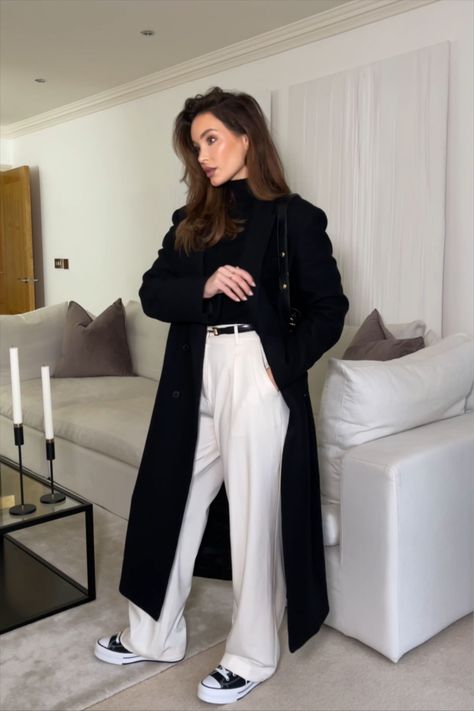 Black Coat Outfit, Looks Pinterest, Spring Work, Cold Outfits, Causal Outfits, Outfits With Converse, Fashion Business Casual, Looks Street Style, Coat Outfits