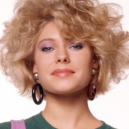 80's are back 80s Hair And Makeup, Salon Hair Products, Short Hair Makeup, Easy Hairstyle Video, Easy Hair Color, 1980s Hair, Wedding Hairstyles And Makeup, Blonde Hair Makeup, Hollywood Hair