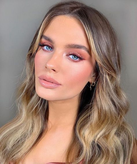 Makeup Looks Blue Eyes, Chloe Lloyd, Wedding Hairstyles And Makeup, Charlotte Tilbury Makeup, Formal Makeup, Beauty Make-up, Braut Make-up, Natural Eye Makeup, Blue Makeup