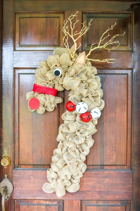 Candy Cane Wreath Diy, Artificial Arrangements, Rain Deer, Crafts Wreaths, Reindeer Wreath, Deco Mesh Crafts, Candy Cane Reindeer, Deco Mesh Wreaths Tutorials, Deco Mesh Wreaths Diy